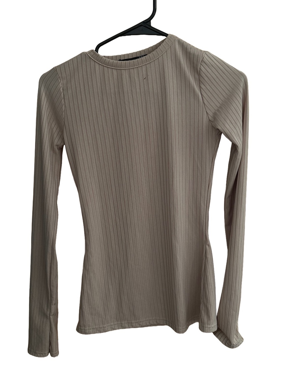 PrettyLittleThing Beige Ribbed Long Sleeve Top - Picture 2 of 3